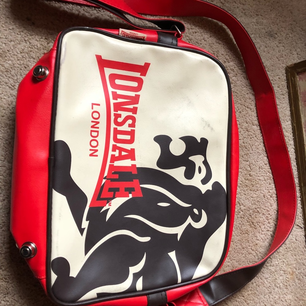 Lonsdale red messenger pvc bag